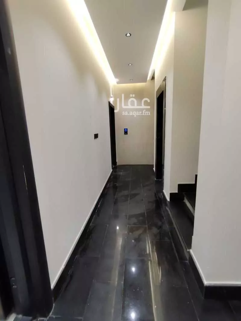 3 bedroom apartment in Al Rawdah 10