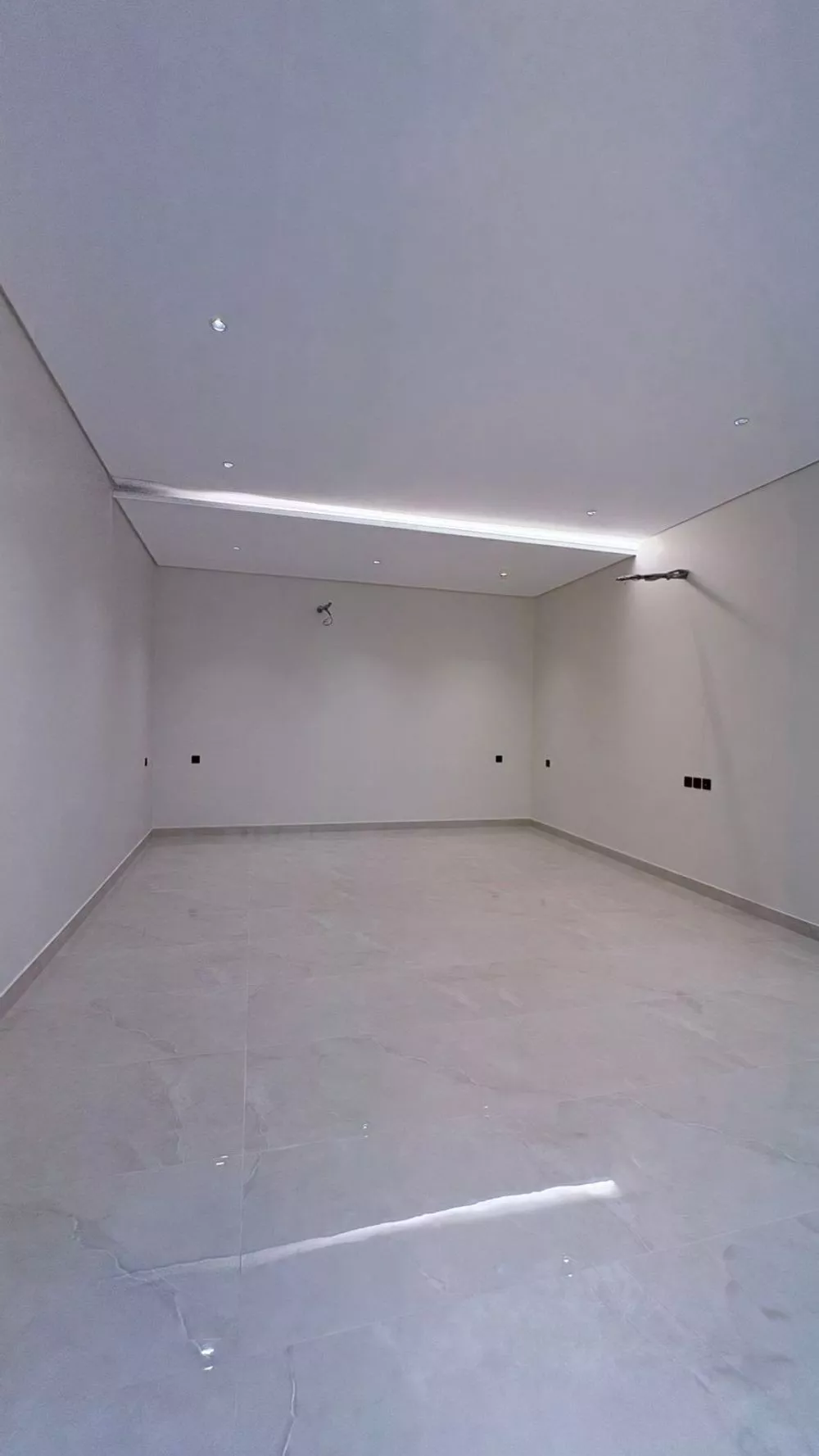 4 bedroom floor in Al Shafiyah 13