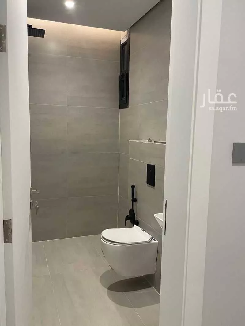 4 bedroom floor in Dhahrat Al Badiah 3