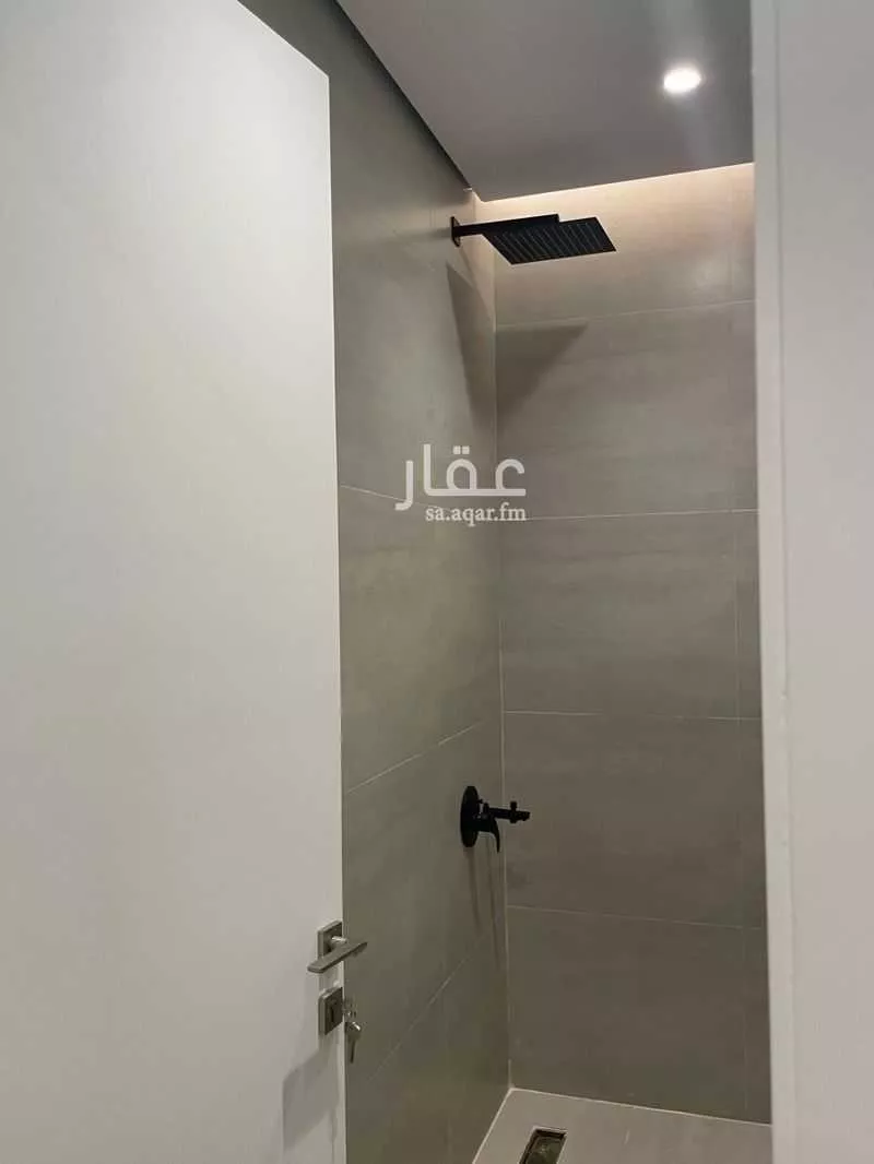 4 bedroom floor in Dhahrat Al Badiah 5