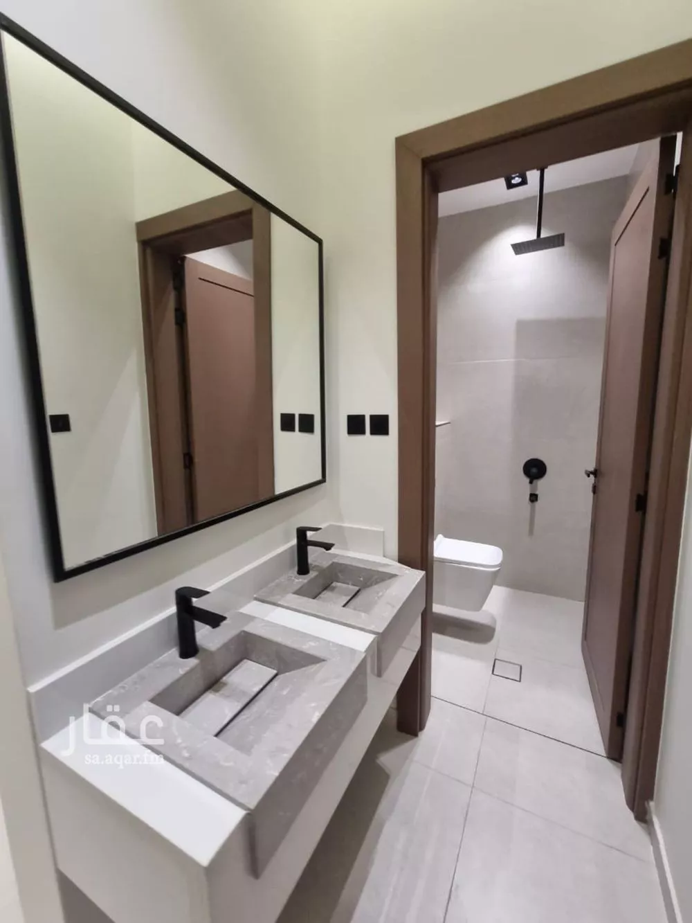 4 bedroom floor in Badr 7