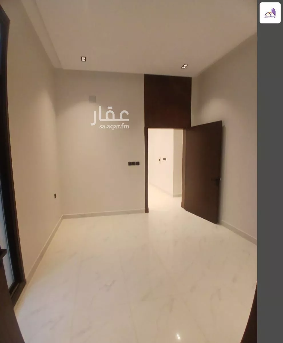 5 bedroom floor in Al Janadriyah 3