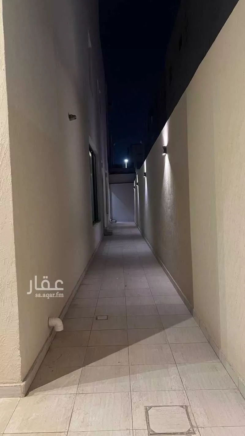 فيلا 8 غرف في ضاحية الملك فهد 25
