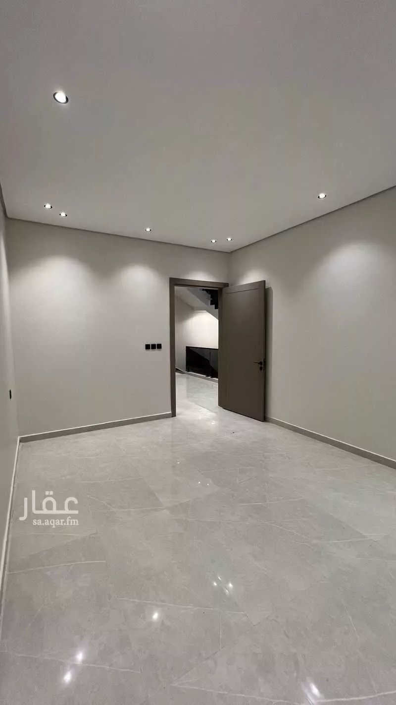 فيلا 8 غرف في ضاحية الملك فهد 7