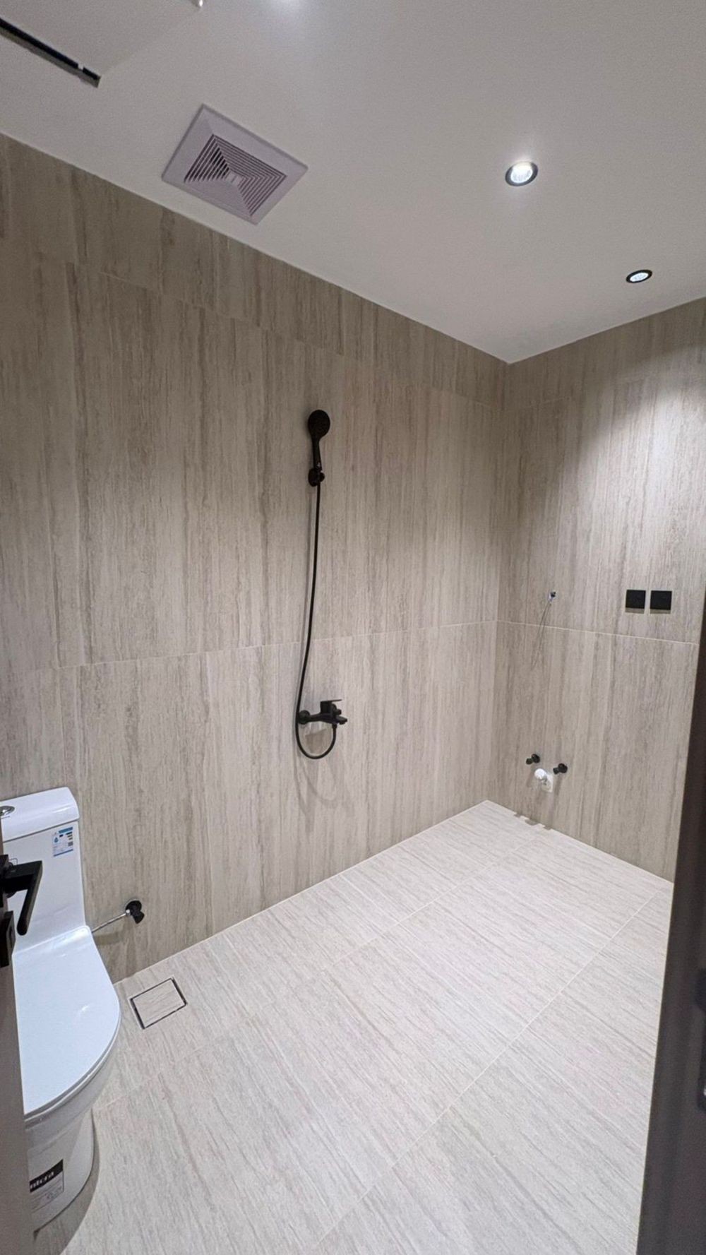 4 bedroom apartment in Al Mab'outh, Madinah 12