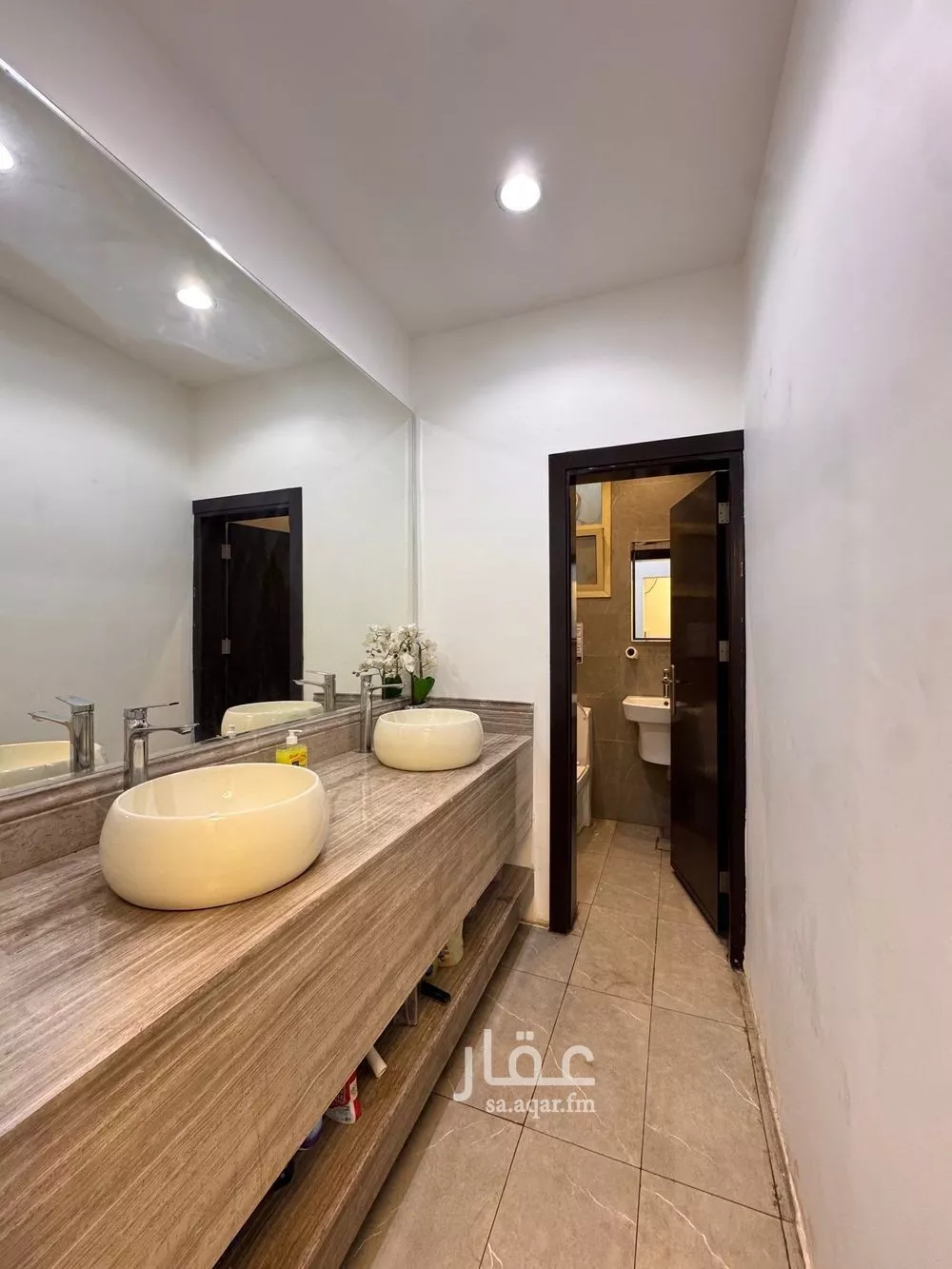 200 sqm office in Al Sahafah 13