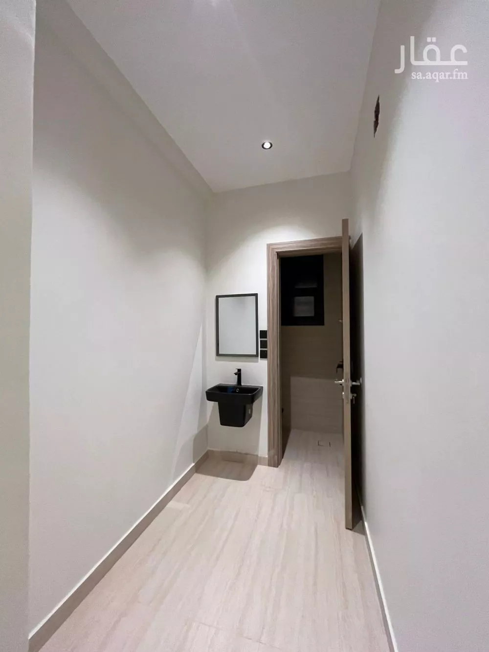 400 sqm building in Al Mahdiyyah 11
