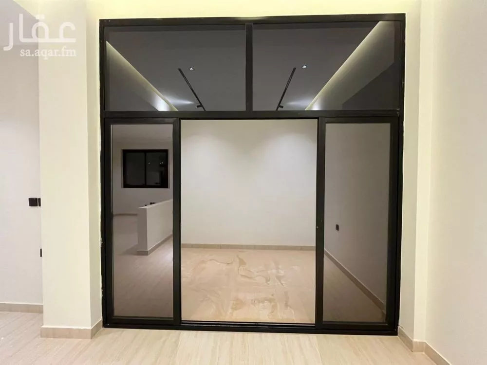 400 sqm building in Al Mahdiyyah 15