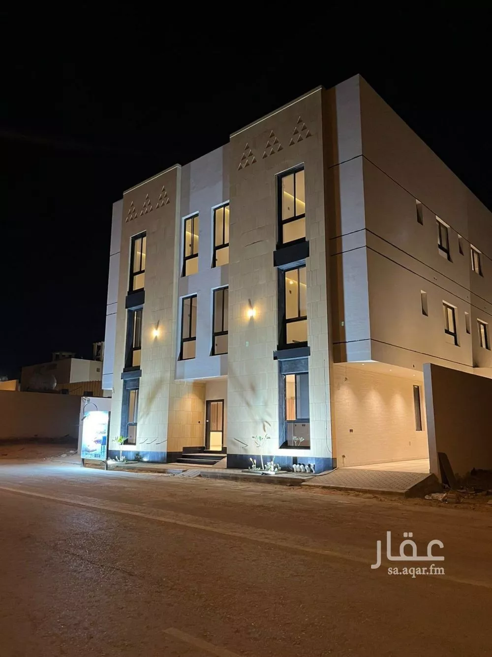 400 sqm building in Al Mahdiyyah 5