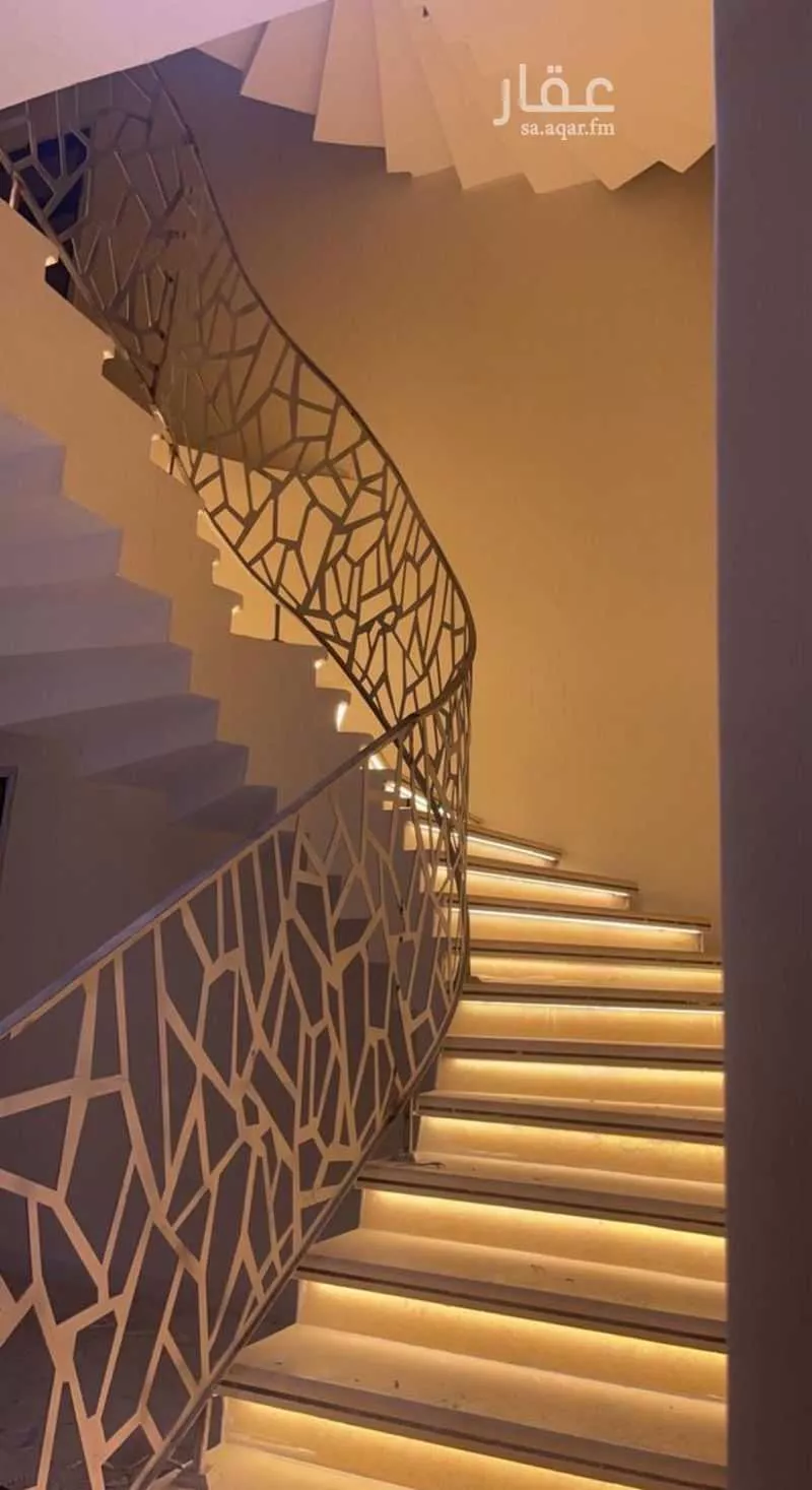 عمارة 375 م² في النظيم 7