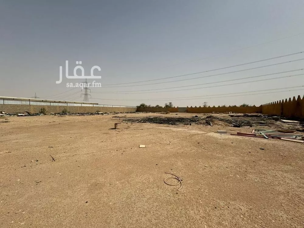 أرض 7700 م² في عكاظ 9