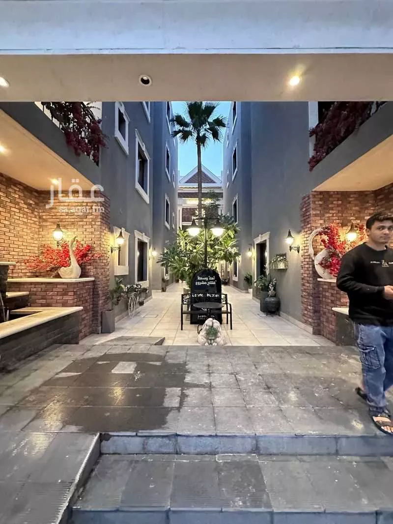 4 bedroom apartment in Al Rimal 2