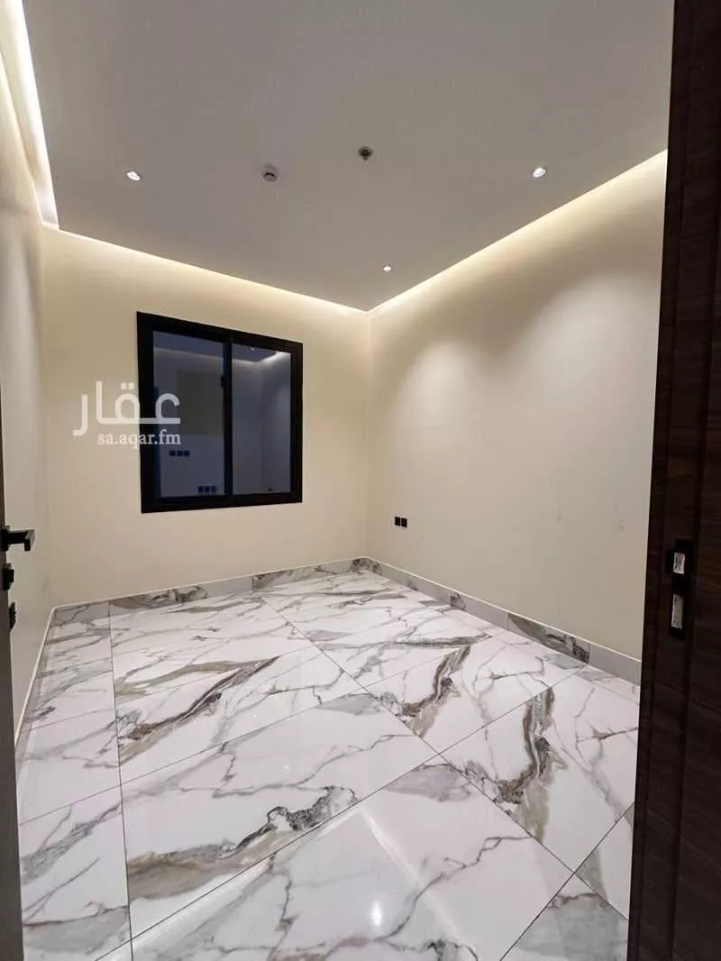 4 bedroom apartment in Al Rimal 17