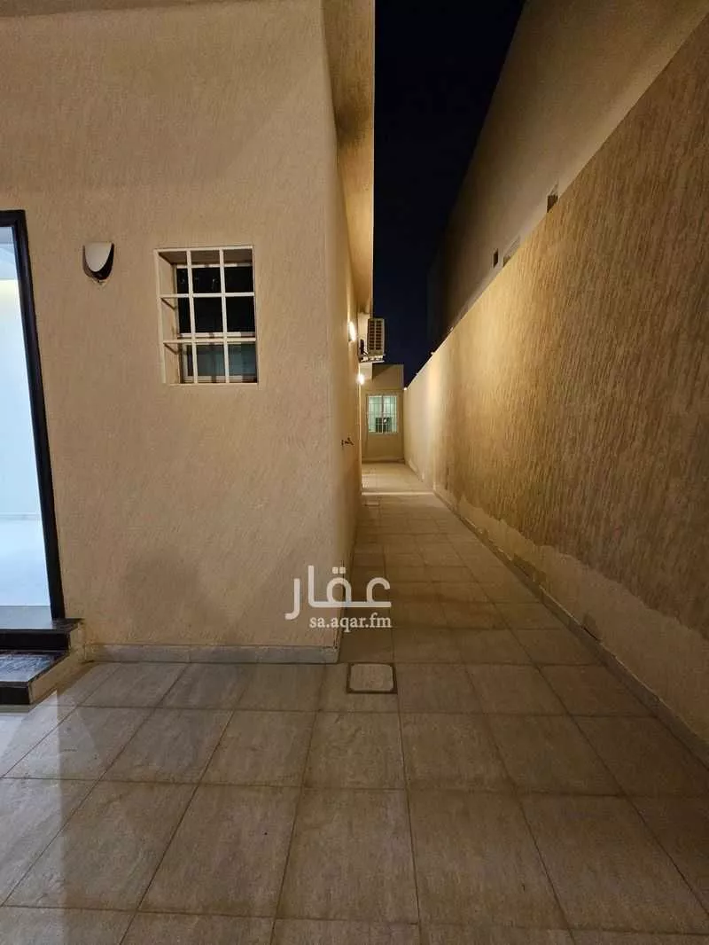 دور 4 غرف في العارض 16