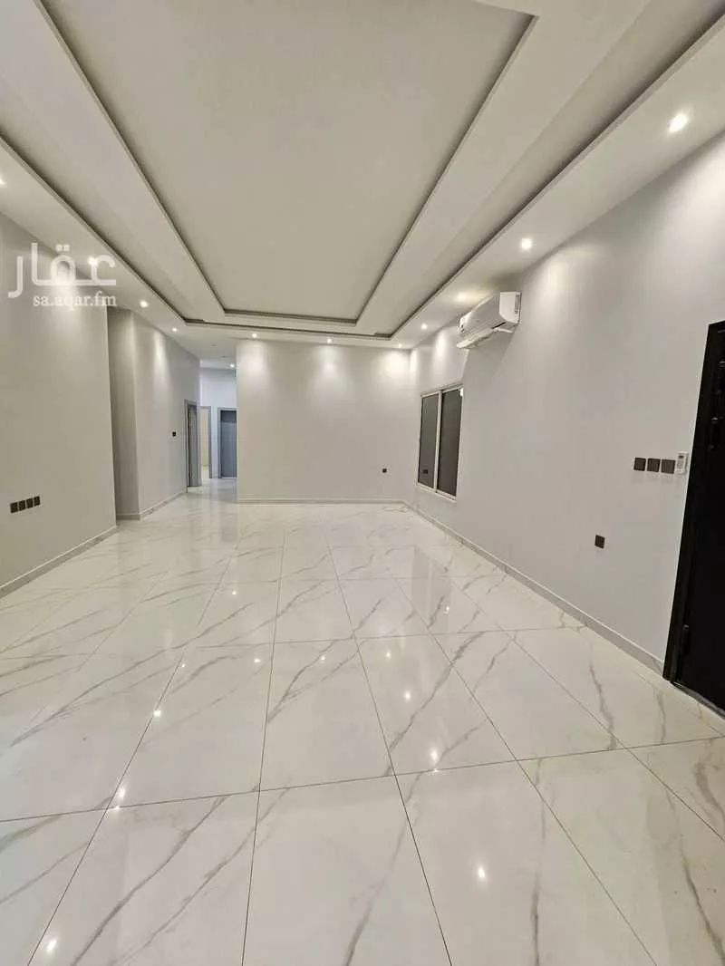 دور 4 غرف في العارض 10