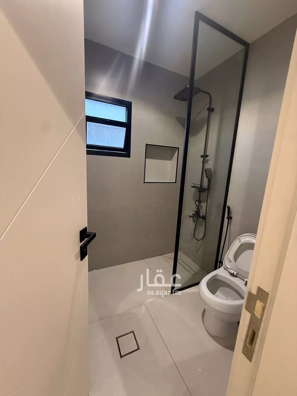 دور 2 غرف في الشهداء 10