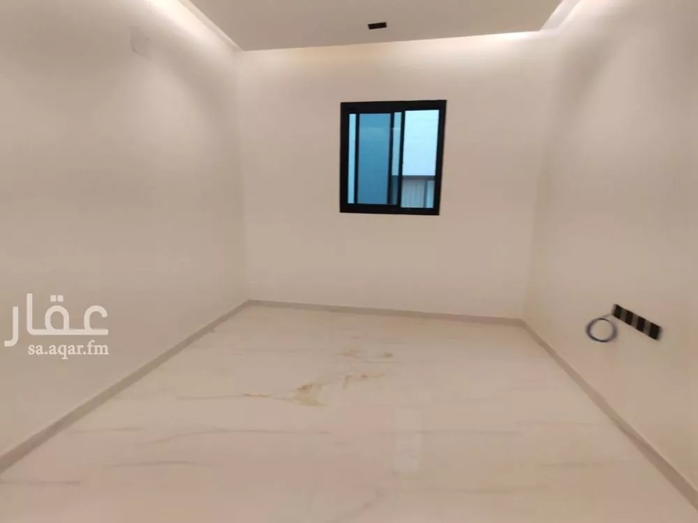 5 bedroom villa in Okaz 3