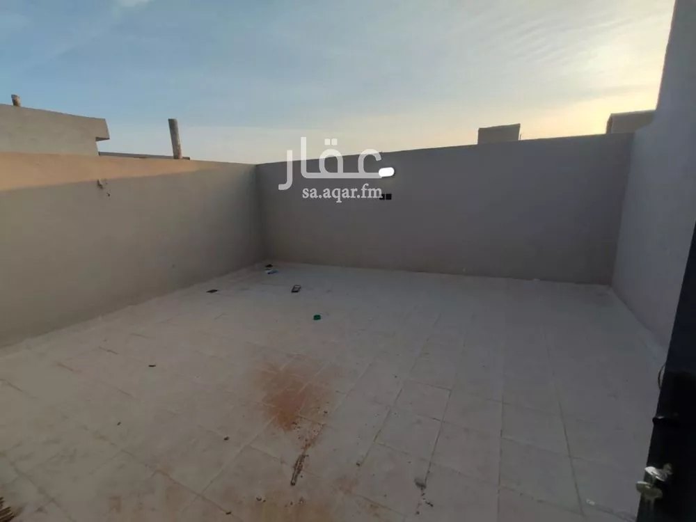 5 bedroom villa in Okaz 8