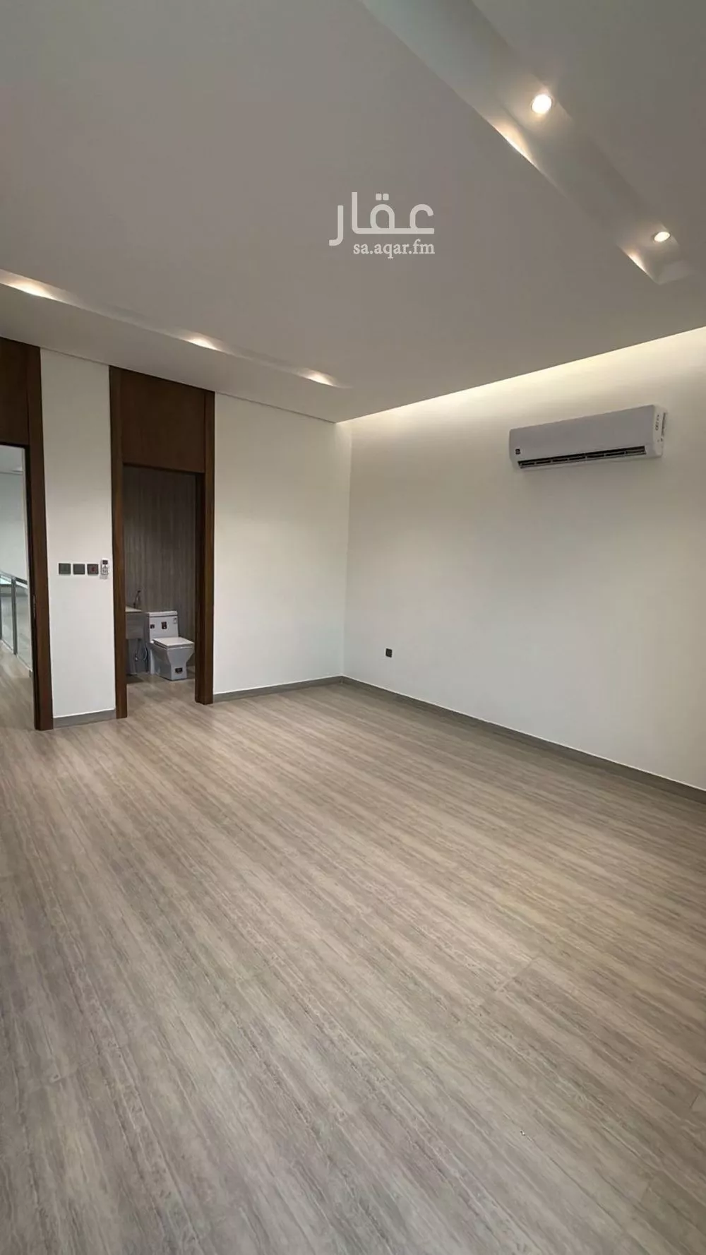 4 bedroom villa in Al Aridh 8