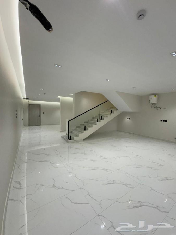3 bedroom apartment in Al Rimal 5