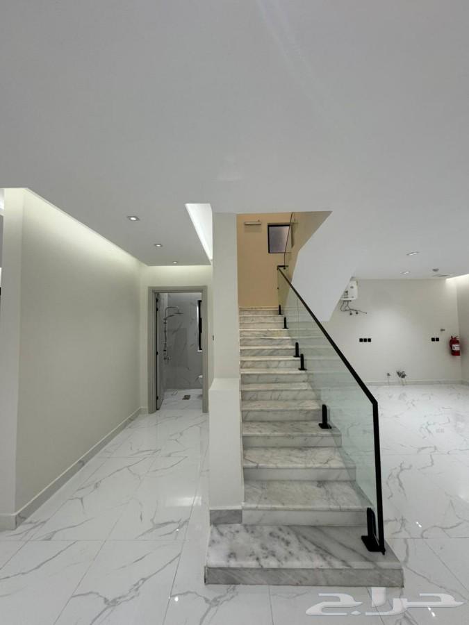 3 bedroom apartment in Al Rimal 6