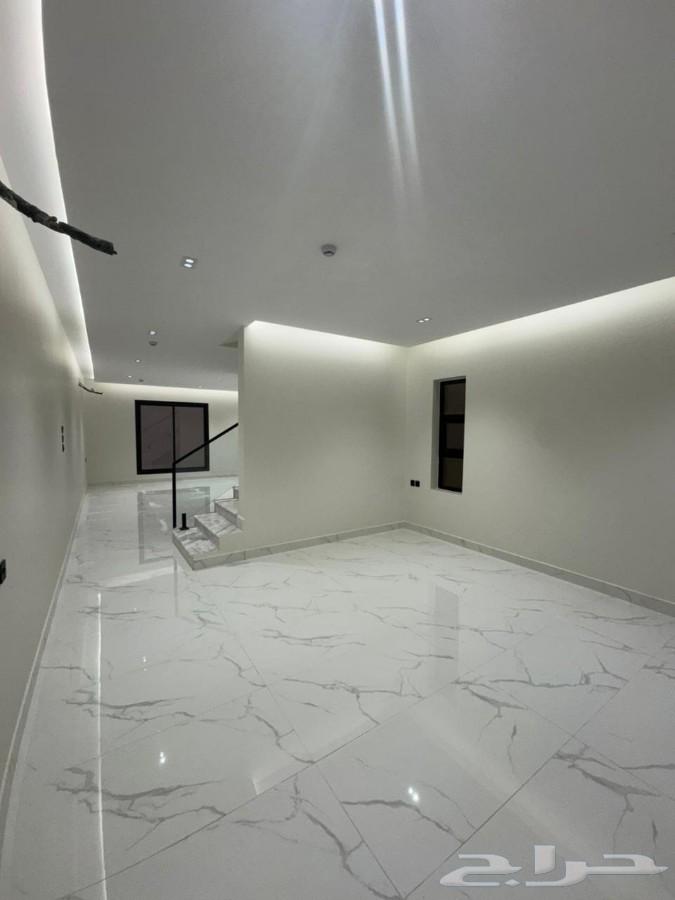3 bedroom apartment in Al Rimal 8