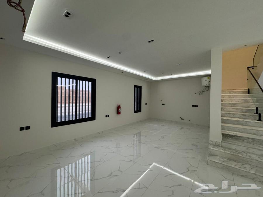 3 bedroom apartment in Al Rimal 9