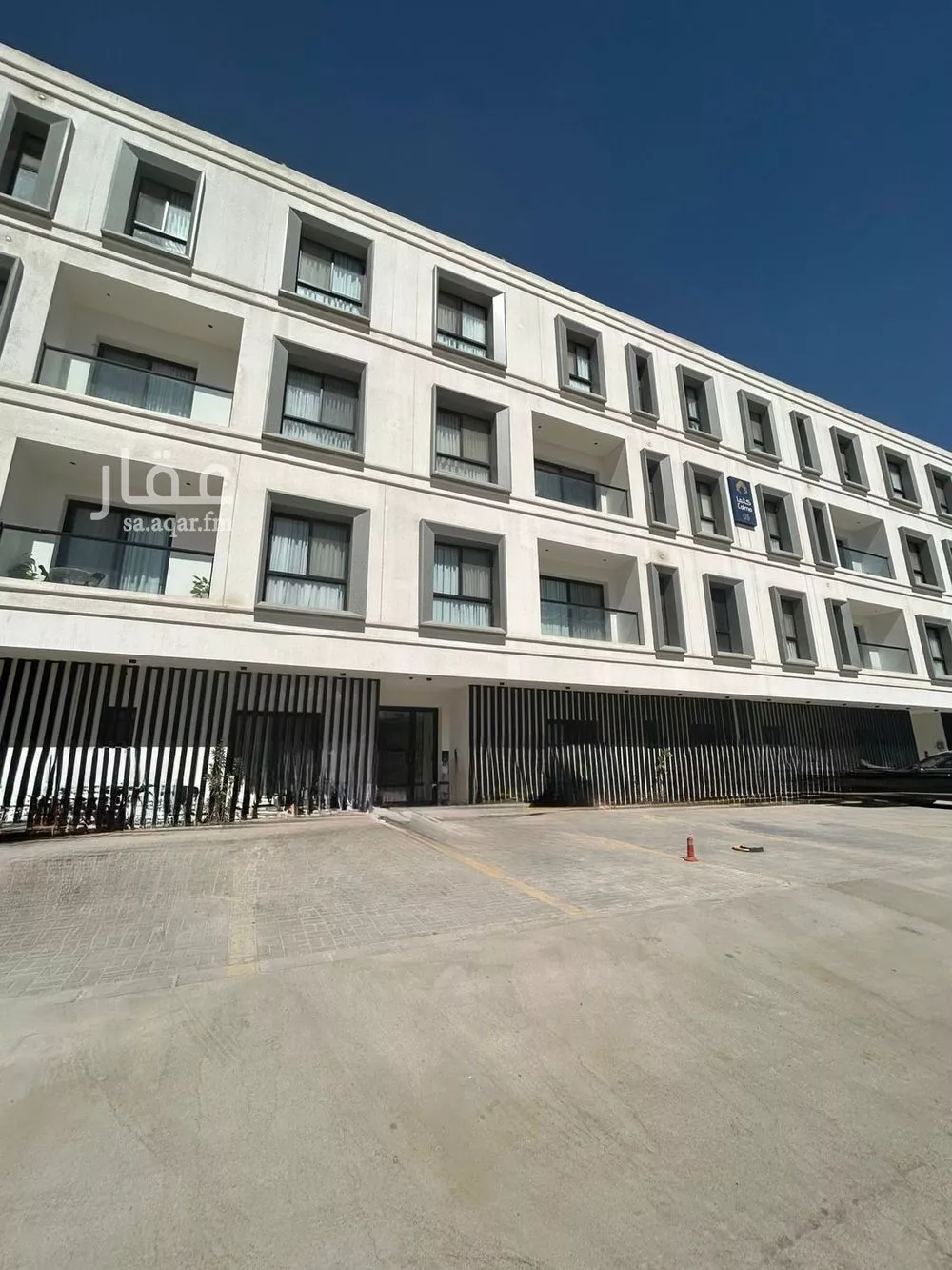 3 bedroom apartment in Al Aridh 12