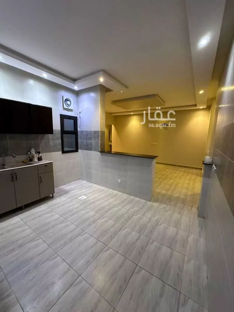 3 bedroom apartment in Al Sawari 9