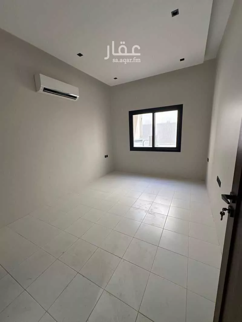 دور 5 غرف في الملك عبدالله 18