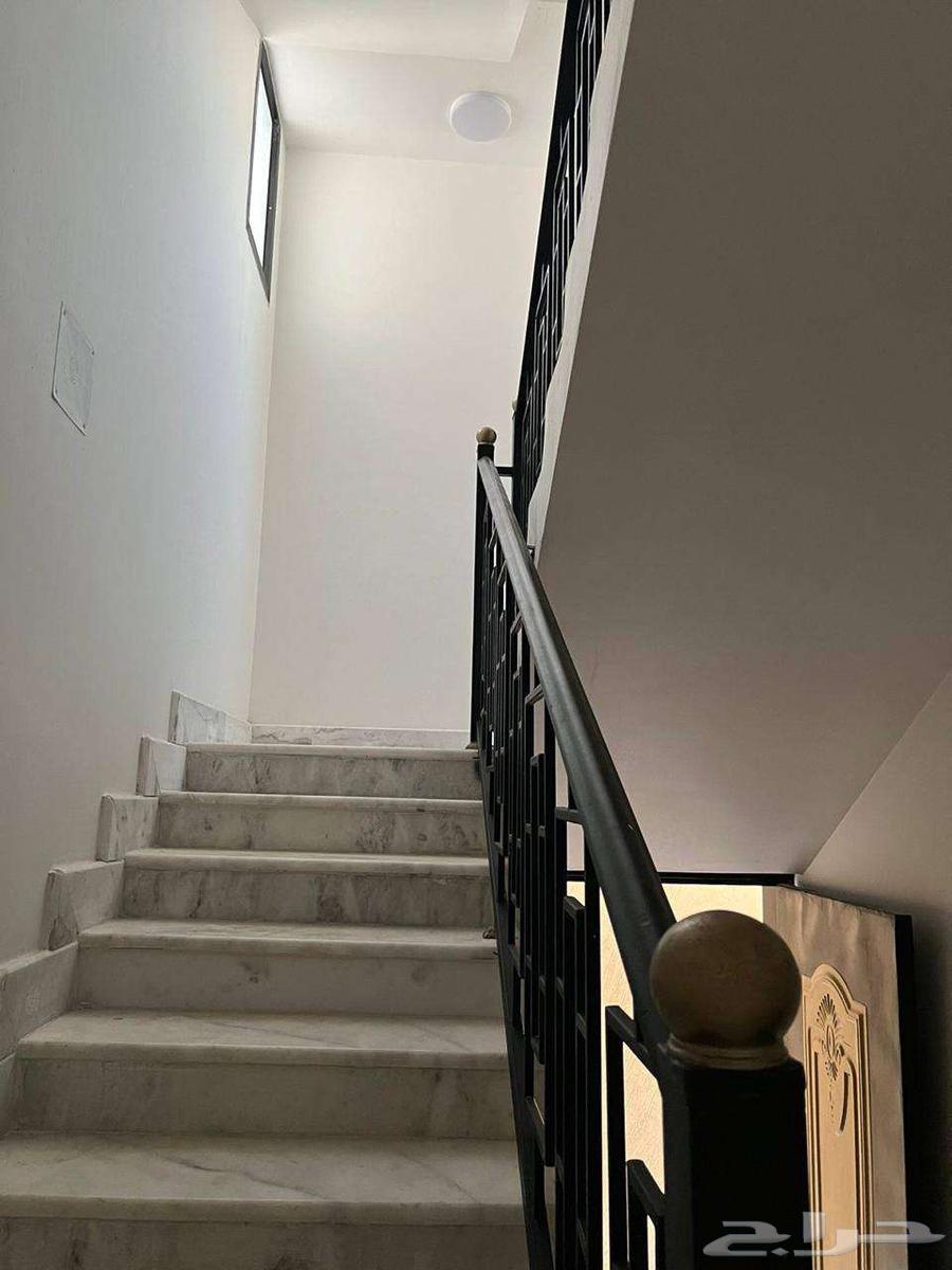 5 bedroom villa in Al Khayr 6