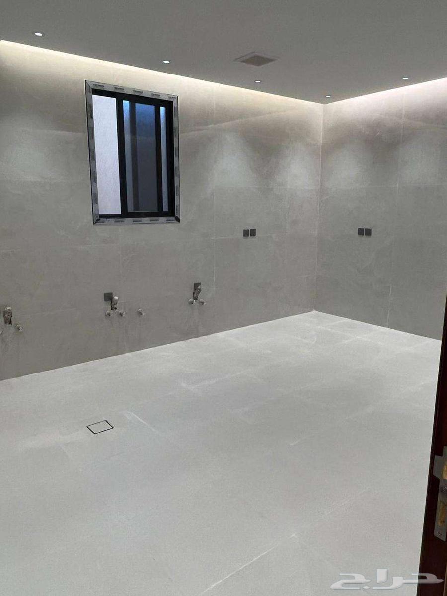 5 bedroom villa in Al Khayr 7