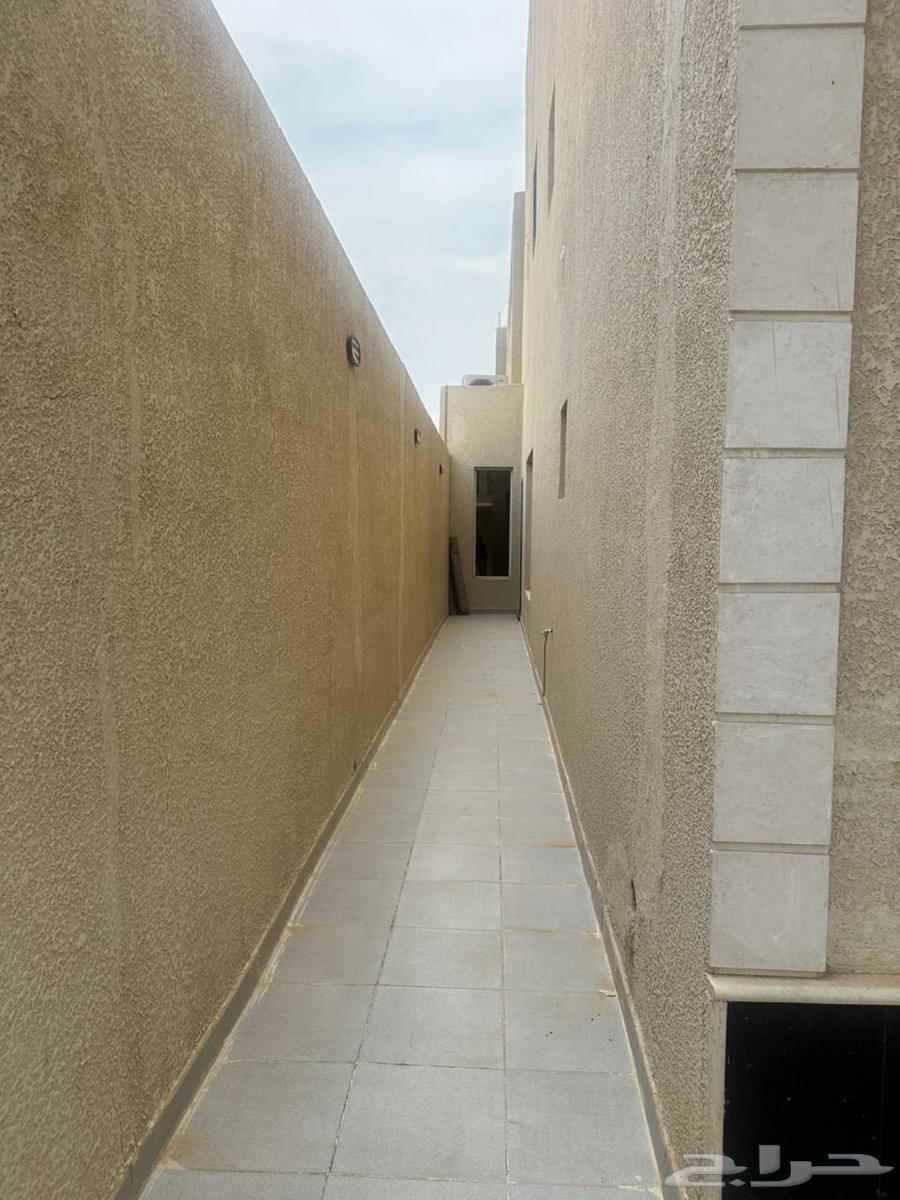 فيلا 5 غرف في الرمال 3