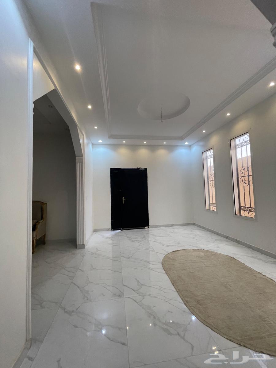 16 bedroom villa in Al Bayan 5