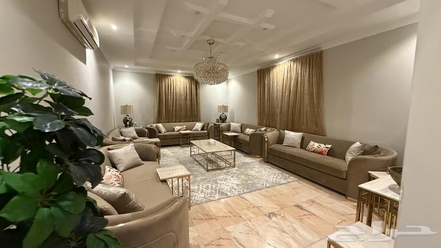 5 bedroom villa in King Faisal 37