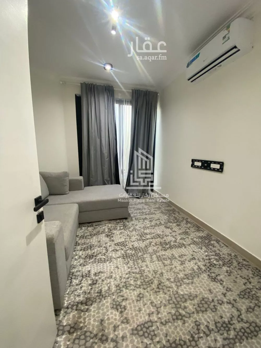 1 bedroom floor in As Saadah 6