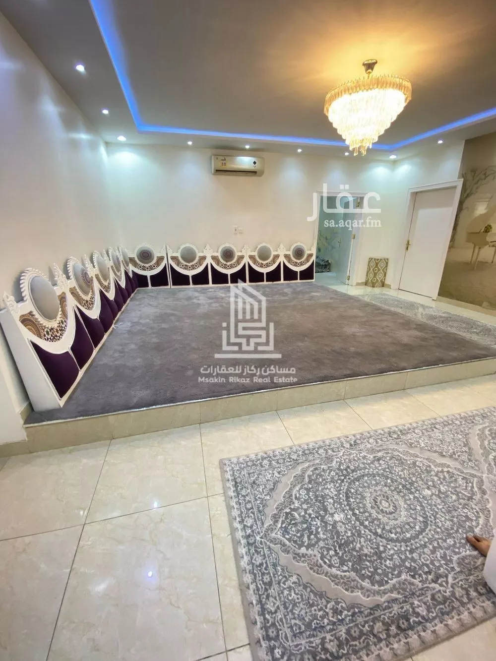 فيلا 15 غرف في الخليج 8