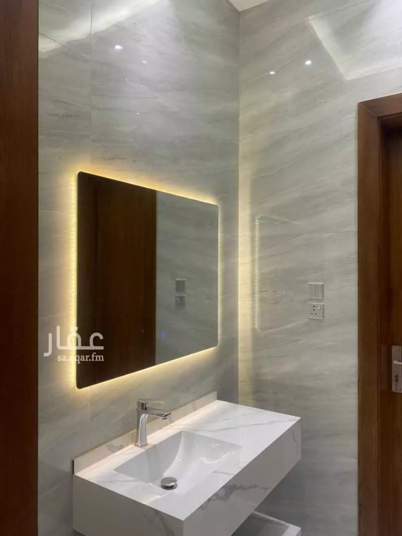 4 bedroom floor in Jeddah 4
