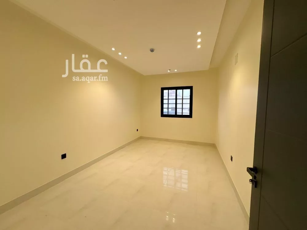 3 bedroom apartment in Tuwaiq 7