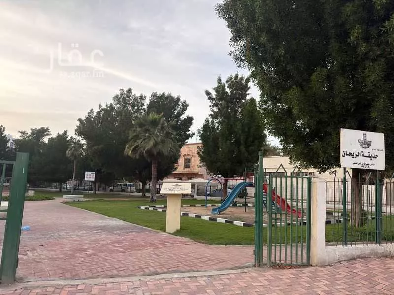 3 bedroom apartment in Al Mazrouiyah 5