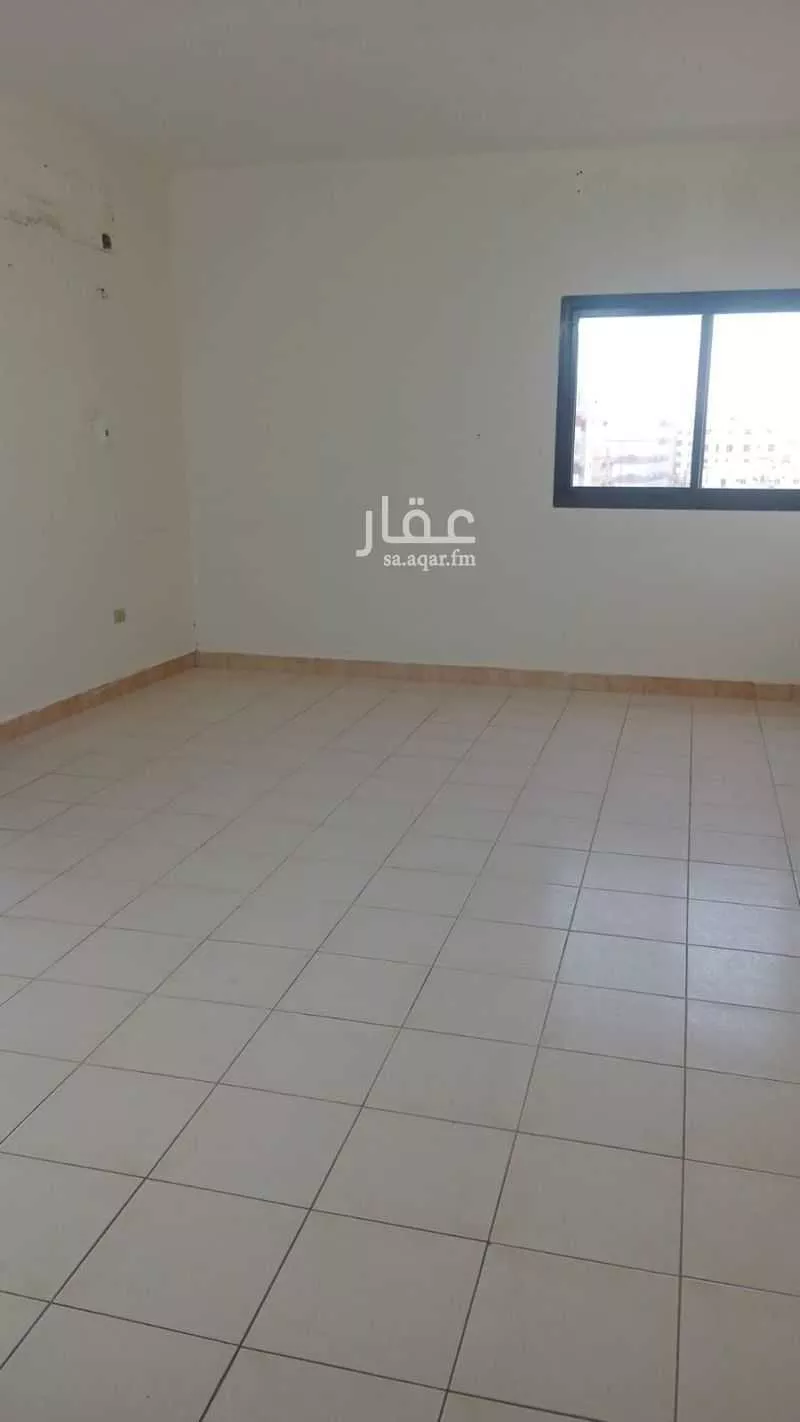 4 bedroom apartment in Al Sharafiyah 4