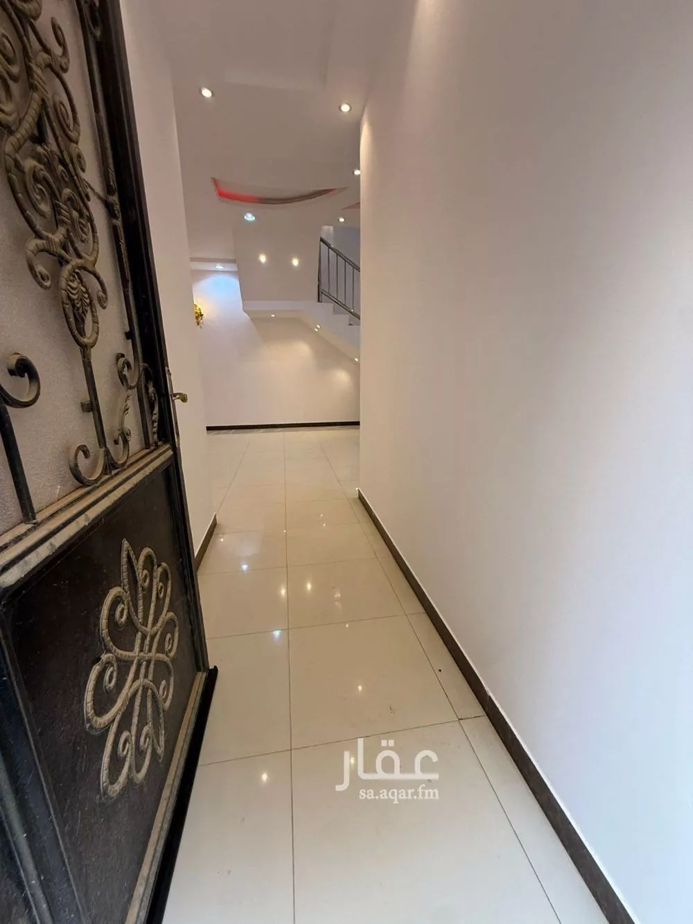8 bedroom villa in Al Munsiyah 2