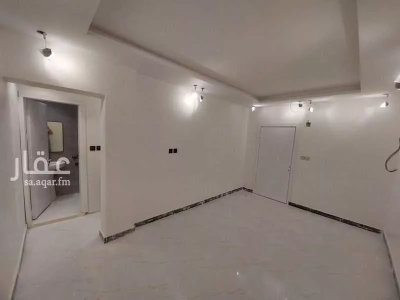 1 bedroom apartment in Al Wizarat 4