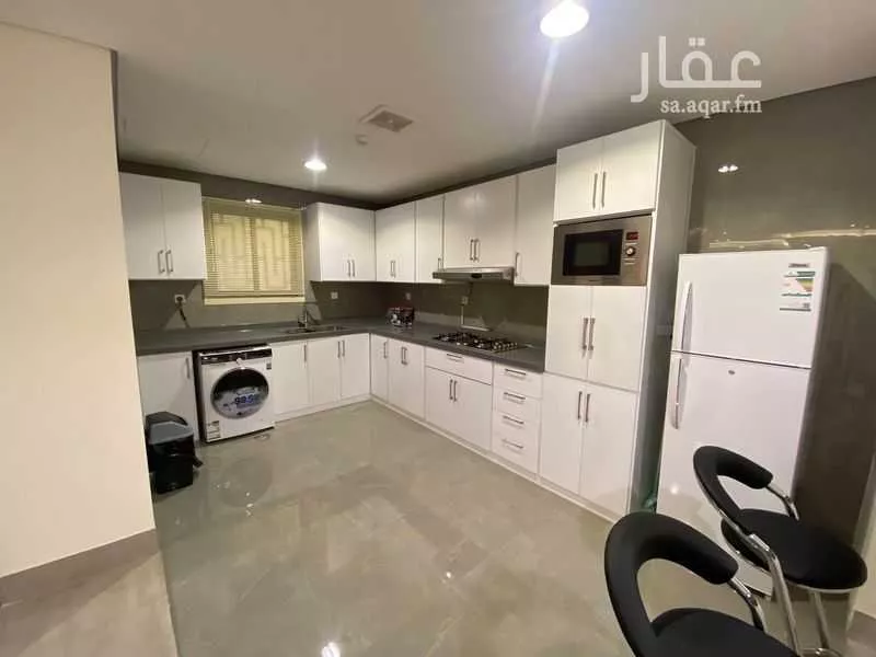 شقة 2 غرف في الملقا 13