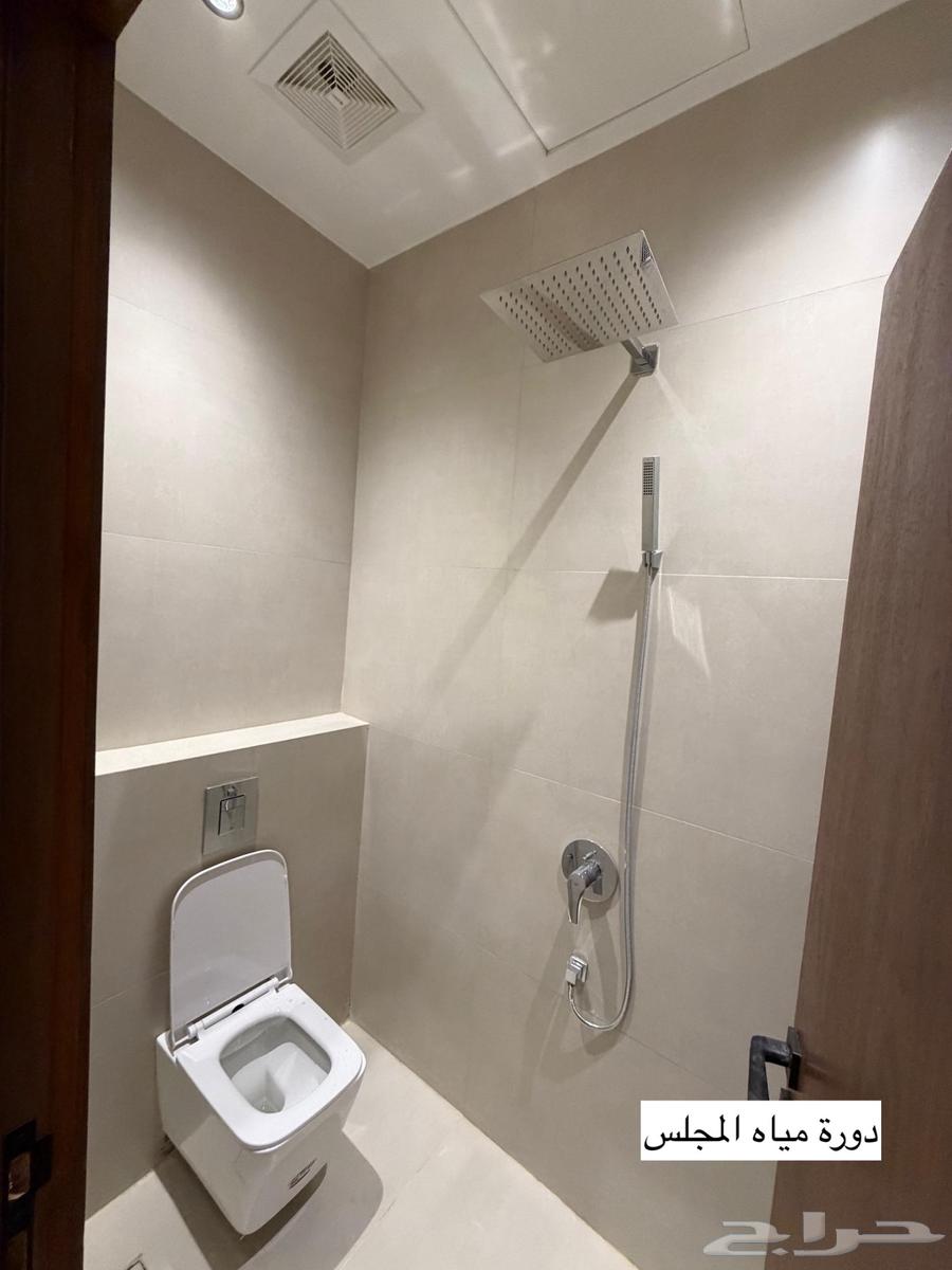 5 bedroom apartment in Al Nahda 9