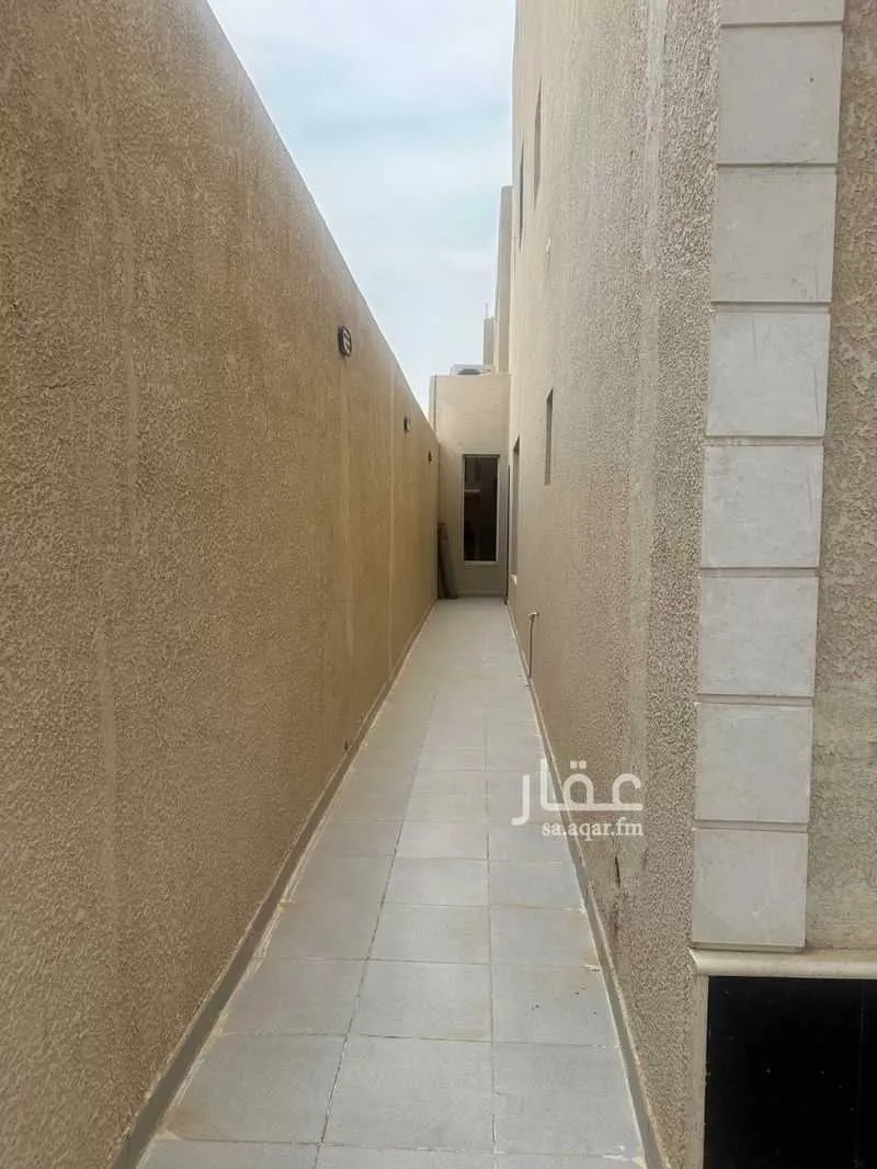 5 bedroom villa in Al Rimal 5