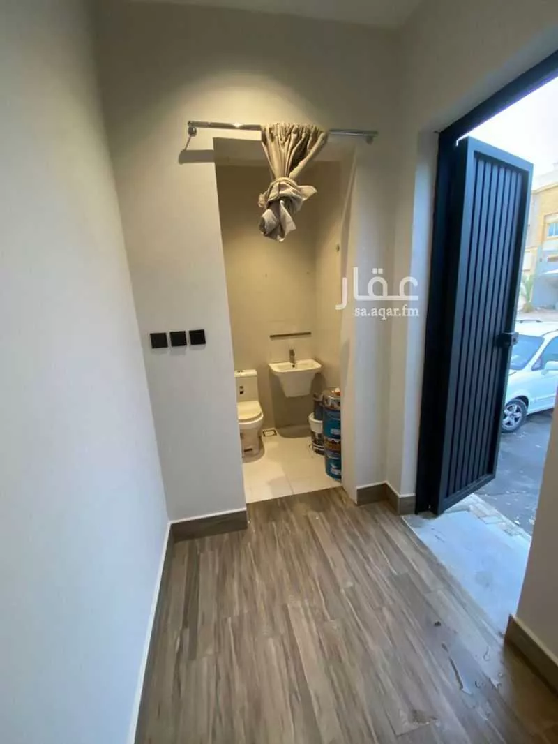 فيلا 6 غرف في العارض 13