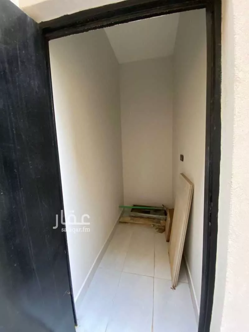 فيلا 6 غرف في العارض 21