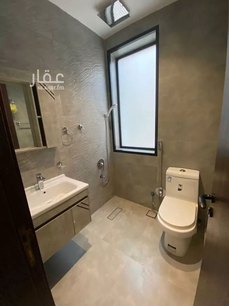 فيلا 6 غرف في العارض 22