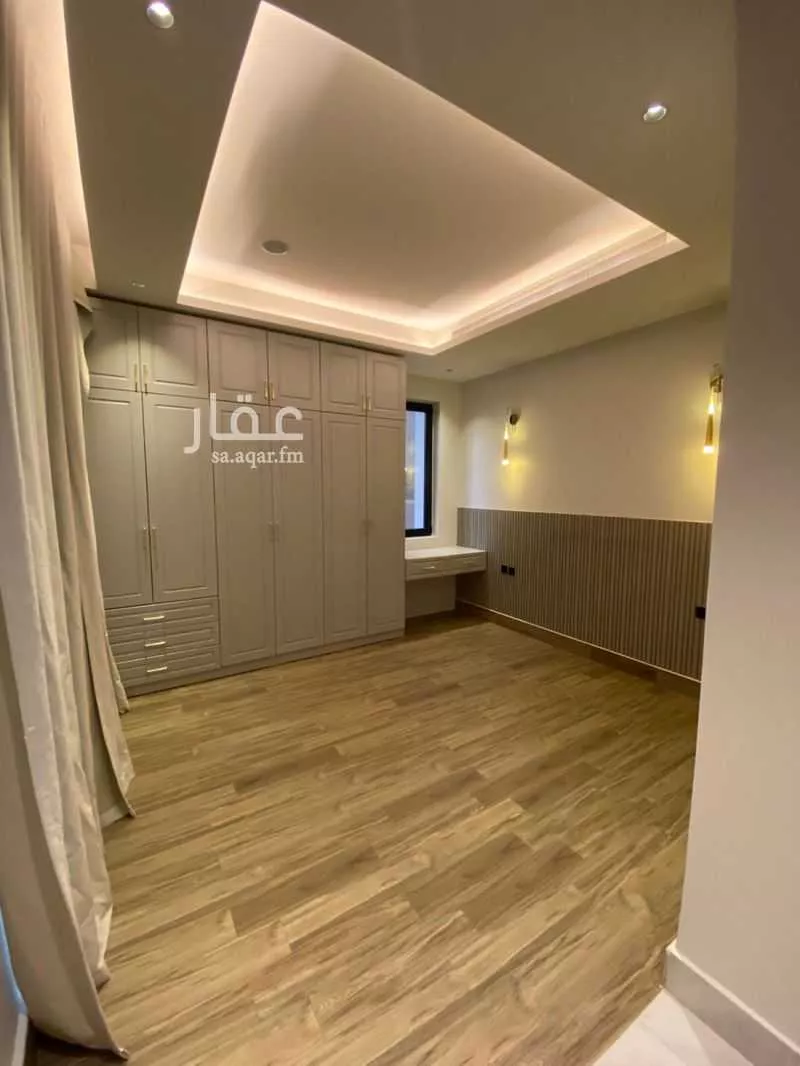 فيلا 6 غرف في العارض 9